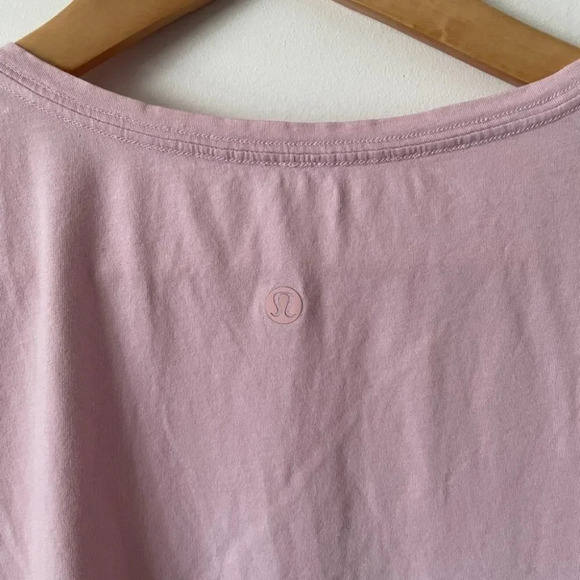 Lululemon Love Crew T Shirt III Porcelain Pink Size 4 - Picture 8 of 8